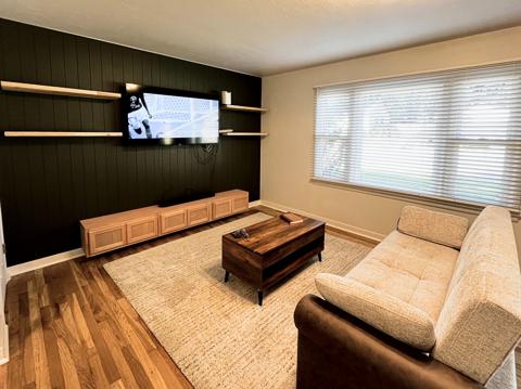 Living area with accent wall